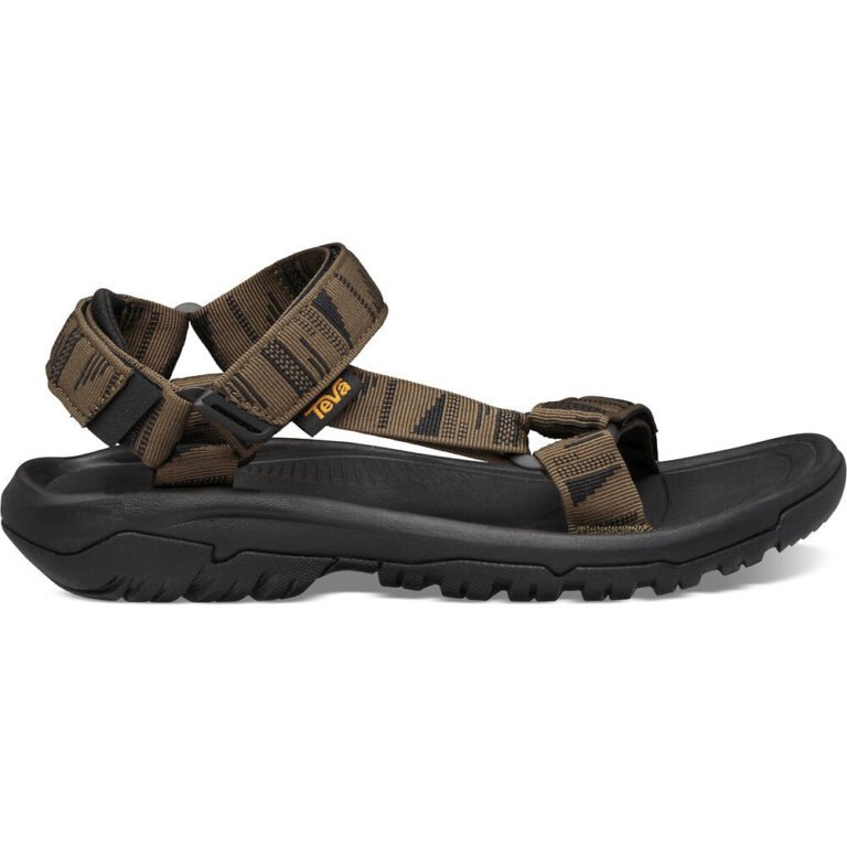 Teva Hurricane XLT2 vs Bedrock Cairn Evo: Hiking Sandal Comparison