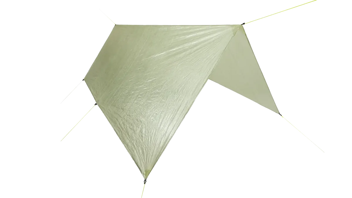 Zpacks 7 x 9 Dyneema flat tarp pitched